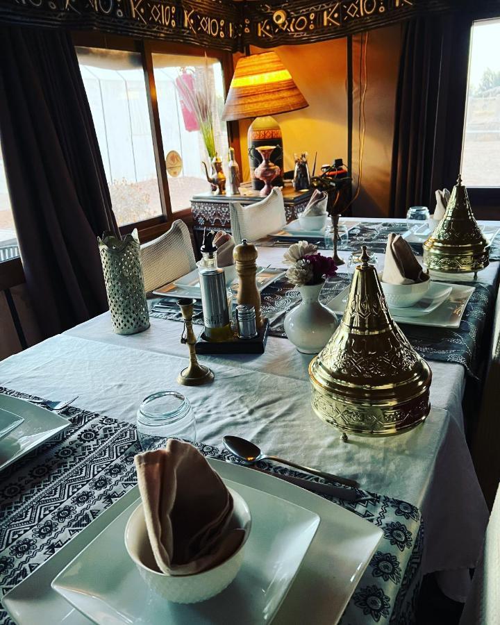 Merzouga luxury sahara camp Bagian luar foto